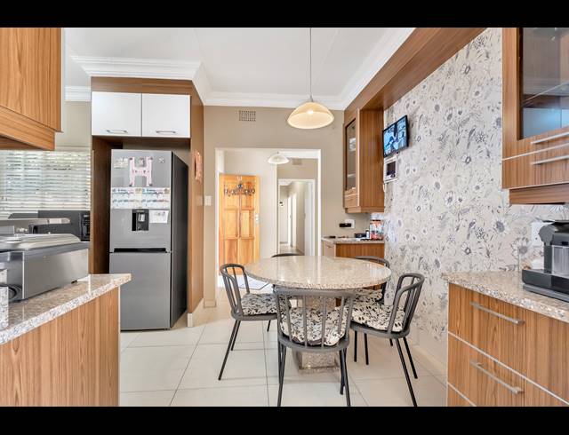 3 BEDROOM HOUSE FOR SALE IN KENSINGTON B